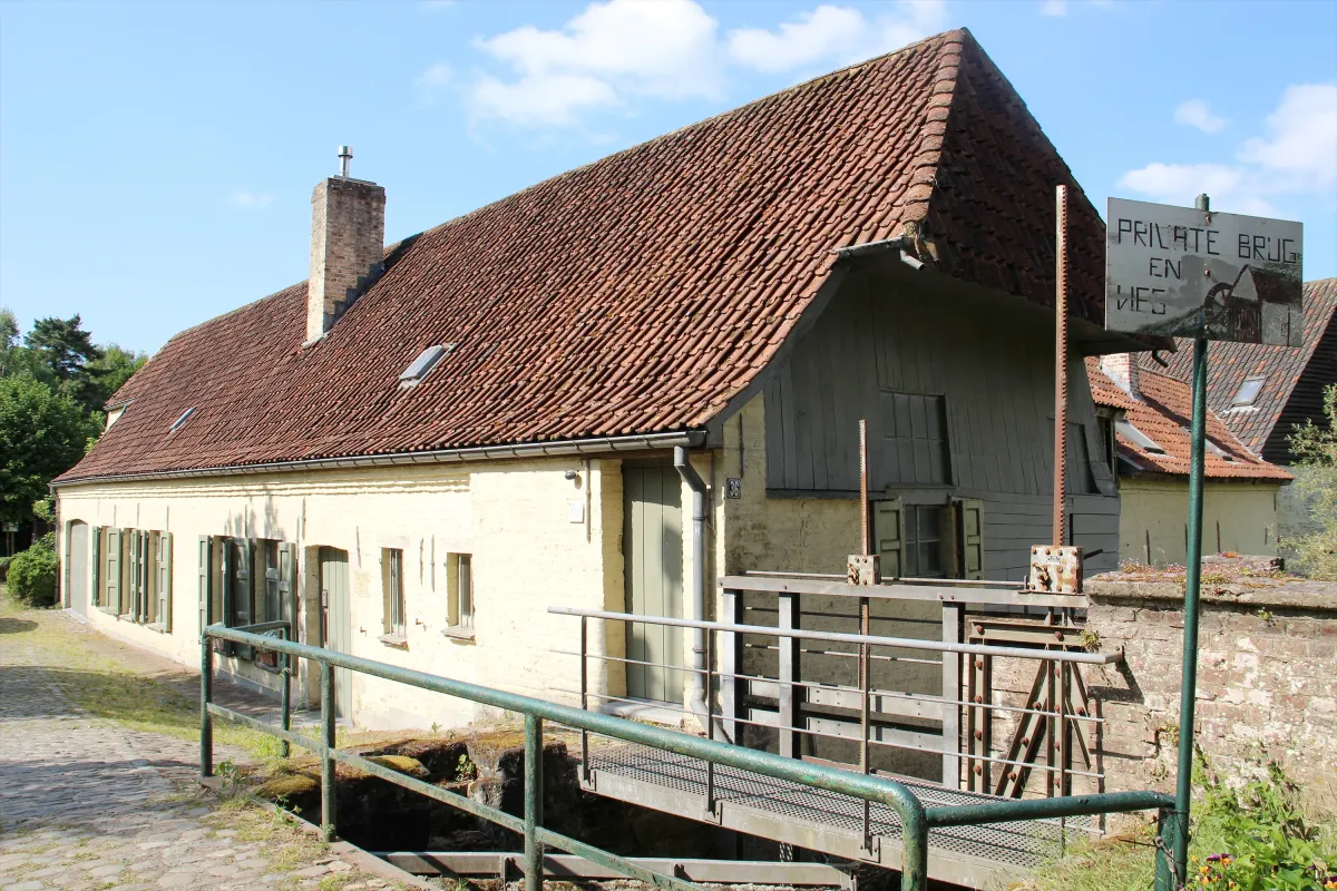 Cottemmolen Kattemolen Watermolen te Onegem